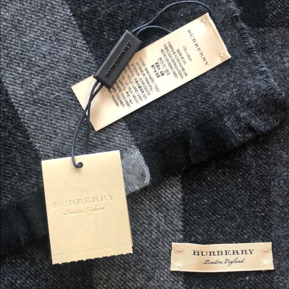Burberry Wool & Cashmere Plaid Scarf - Picture 4 of 8